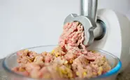 My Meat Grinder Keeps Clogging – Quick Ways To Fix It